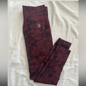 GYMSHARK CAMO ADAPT LEGGINGS. Mint condition
